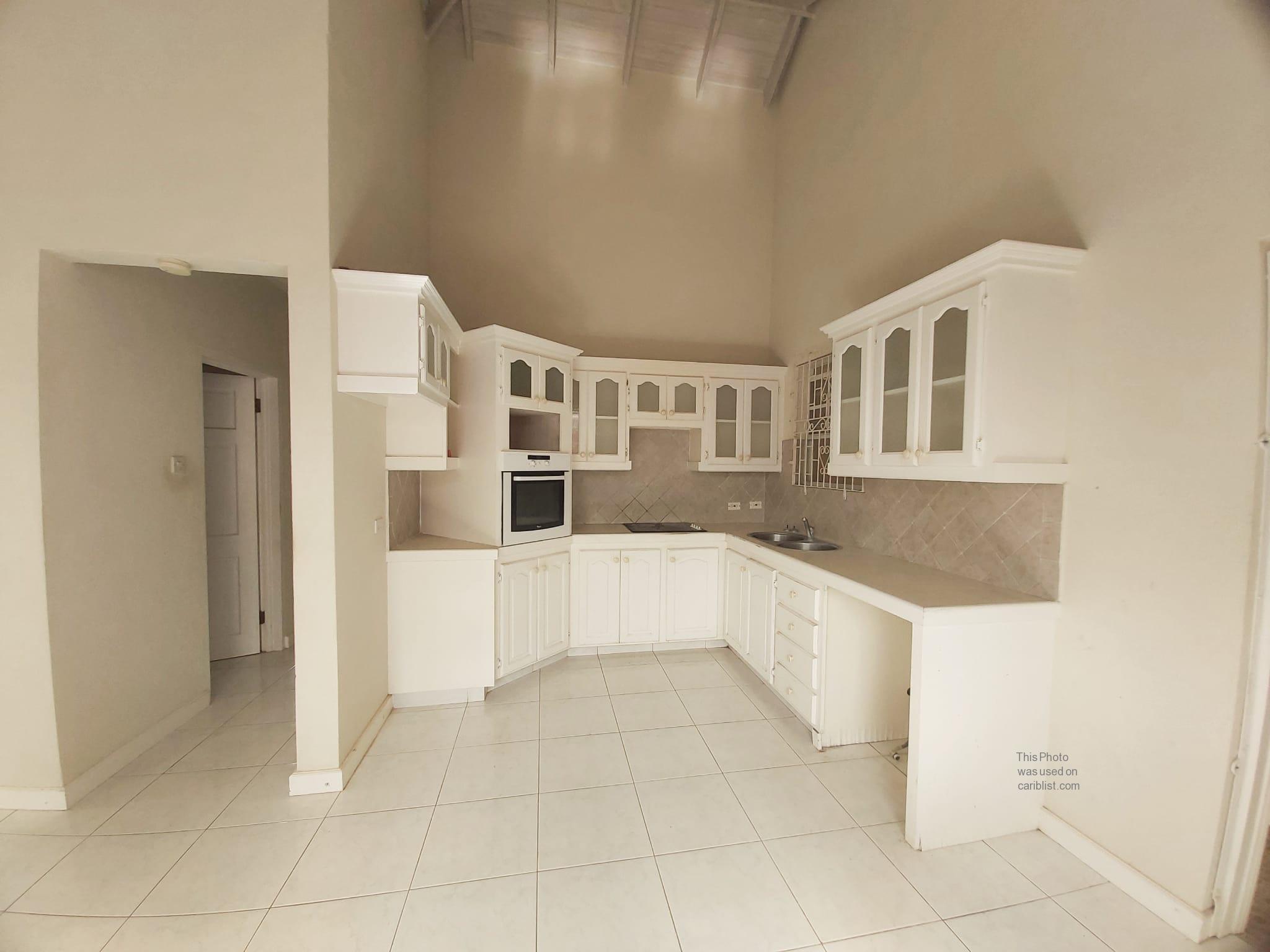 Gemswick Park Devl - (RENTED) QUIET RESIDENTIAL DEVL/ UPSTAIRS// SOME MAJOR APPLIANCES,St. Philip
