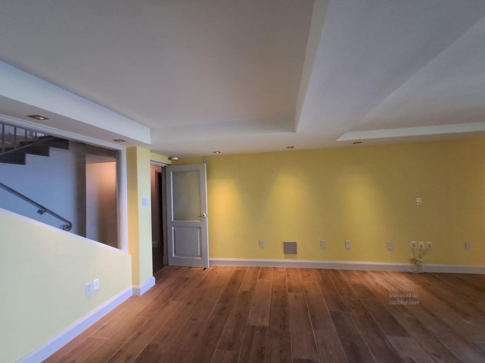 Ultra-Modern 4-bedroom, 3--bathroom, 2 Powder Rooms Villa - Christie Village,St. Thomas