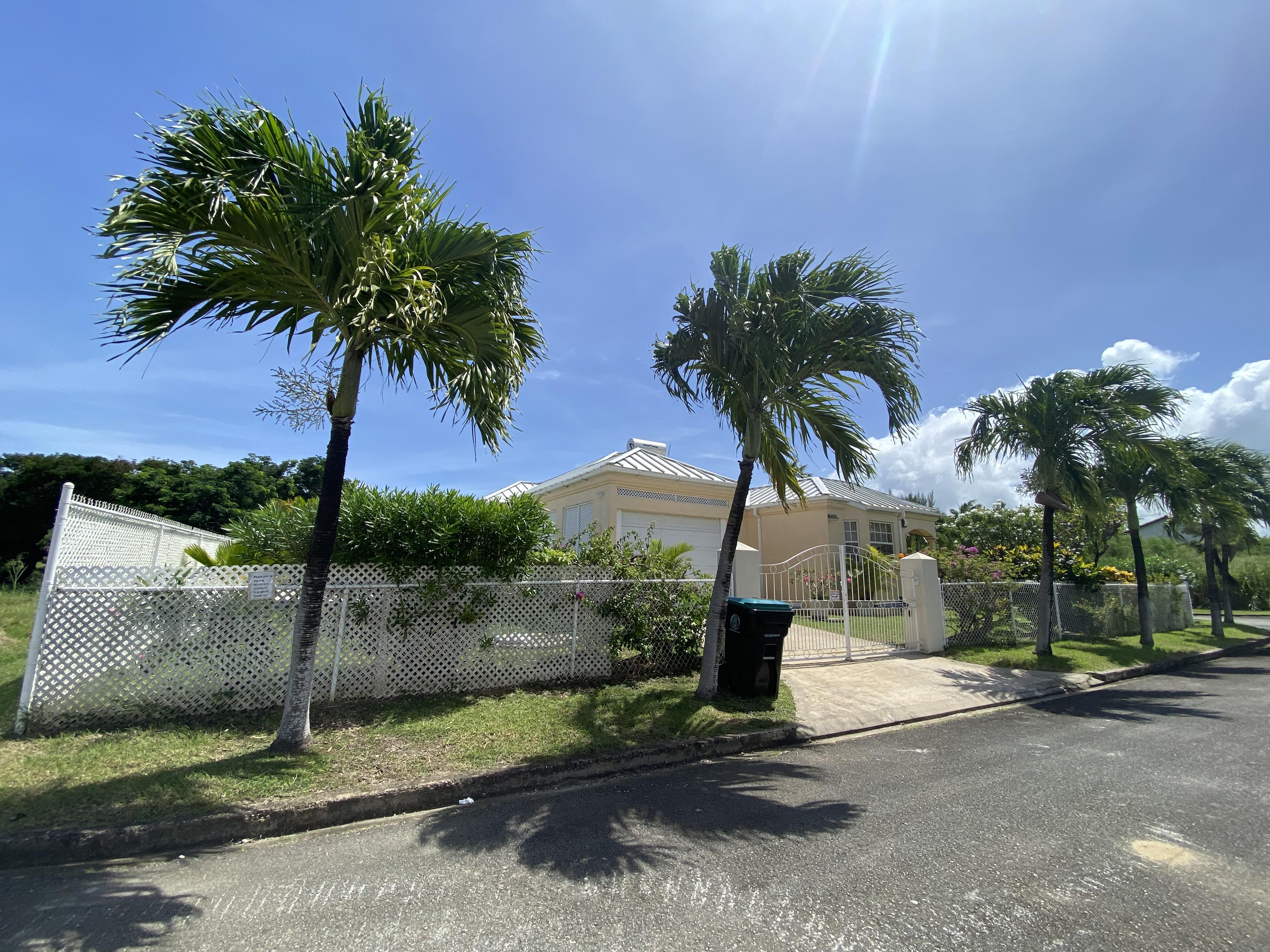 Maynards** Swimming Pool, Excellent Neighbourhood, West Coast, Good Price**,St. James