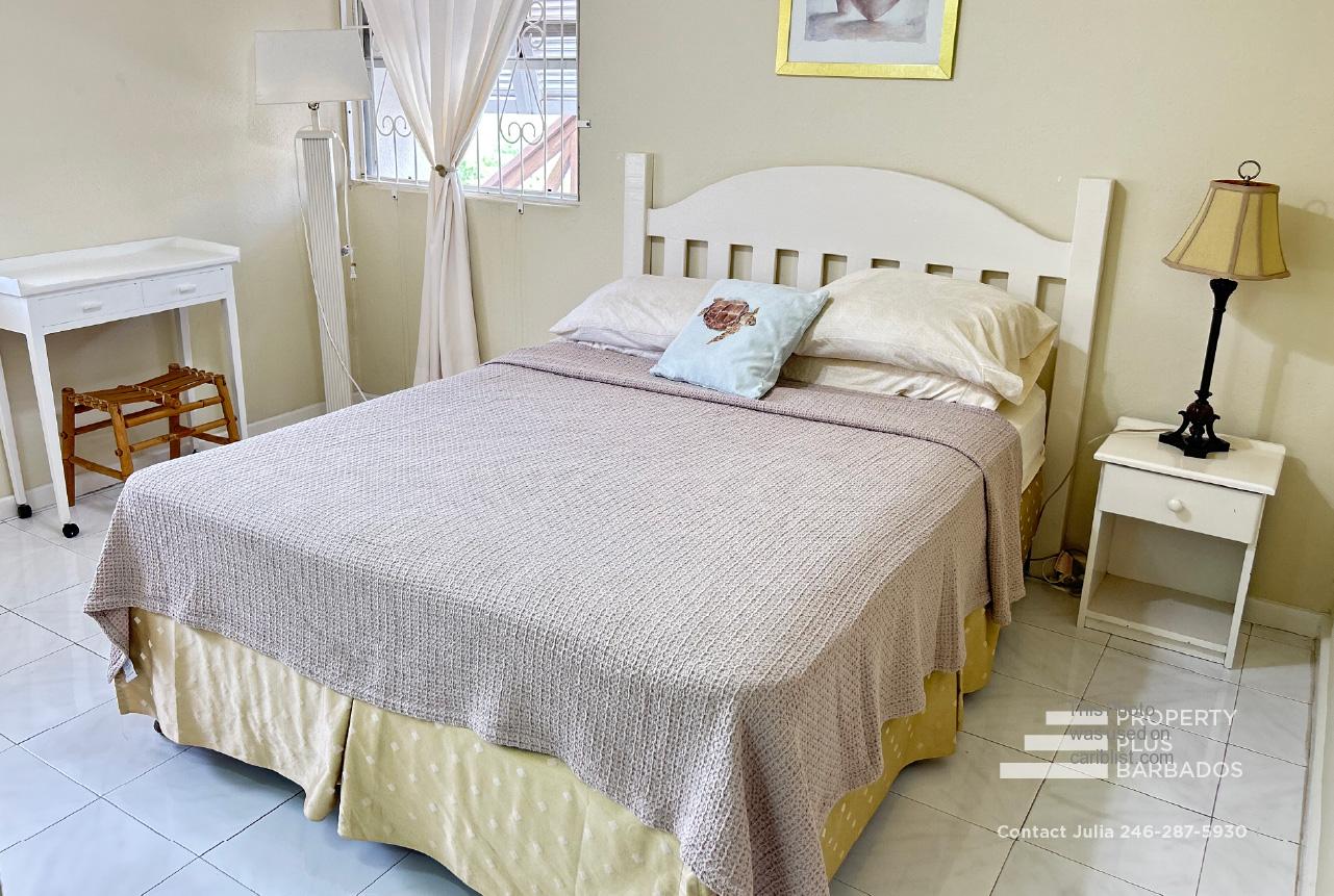 Furnished, 2 bedroom, 1 bathroom apartment. Long term rental. Rendezvous Ridge,Christ Church