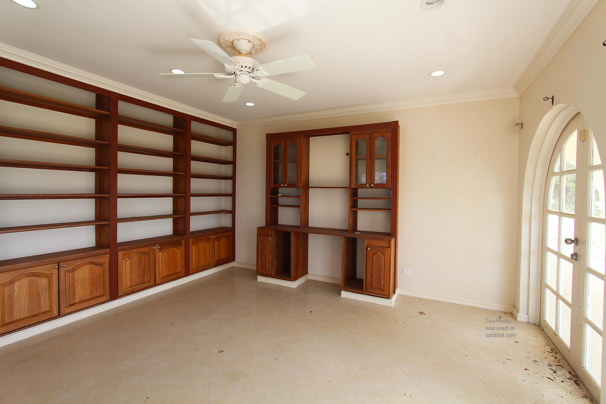 Edgehill 128,St. Thomas