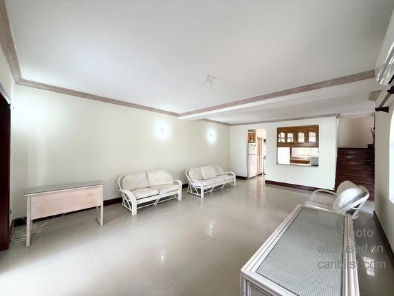 Bright and Spacious 3-Bedroom Townhouse — Rockley Mews (Semi-Furnished with Appliances),Christ Church