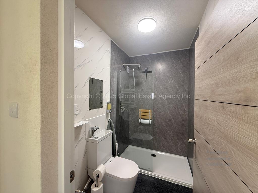 Jo Hunte Apartment C (Rear), Sweet Home Gardens, Road View **Modern Well-Outfitted, Move-In Ready 1-Bedroom Apt**,St. Peter