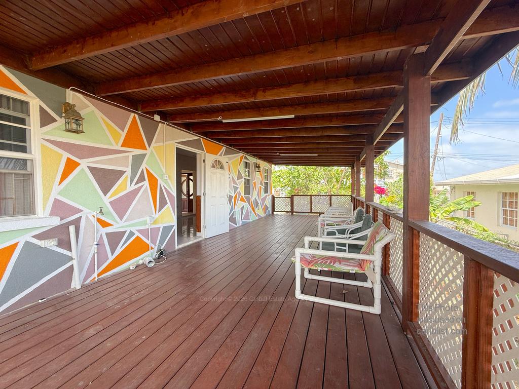 Kingsland Crest *Spacious, Well-Maintained and Conveniently Located Home in Desirable Neighborhood*,Christ Church
