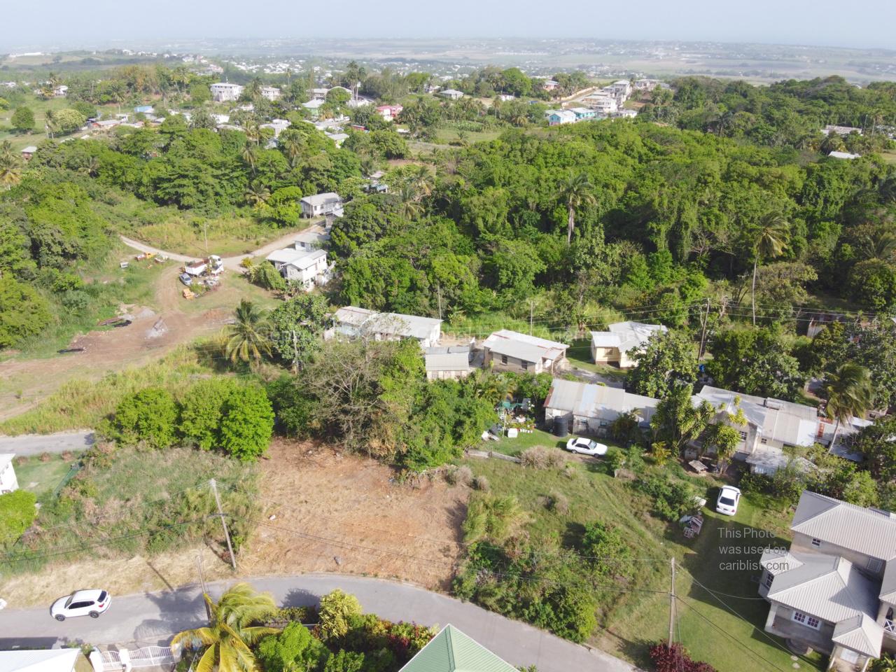 Newbury Crescent, Cottage **REDUCED**Lovely Sloping Lot In Central, Appealing Neighborhood**,St. George