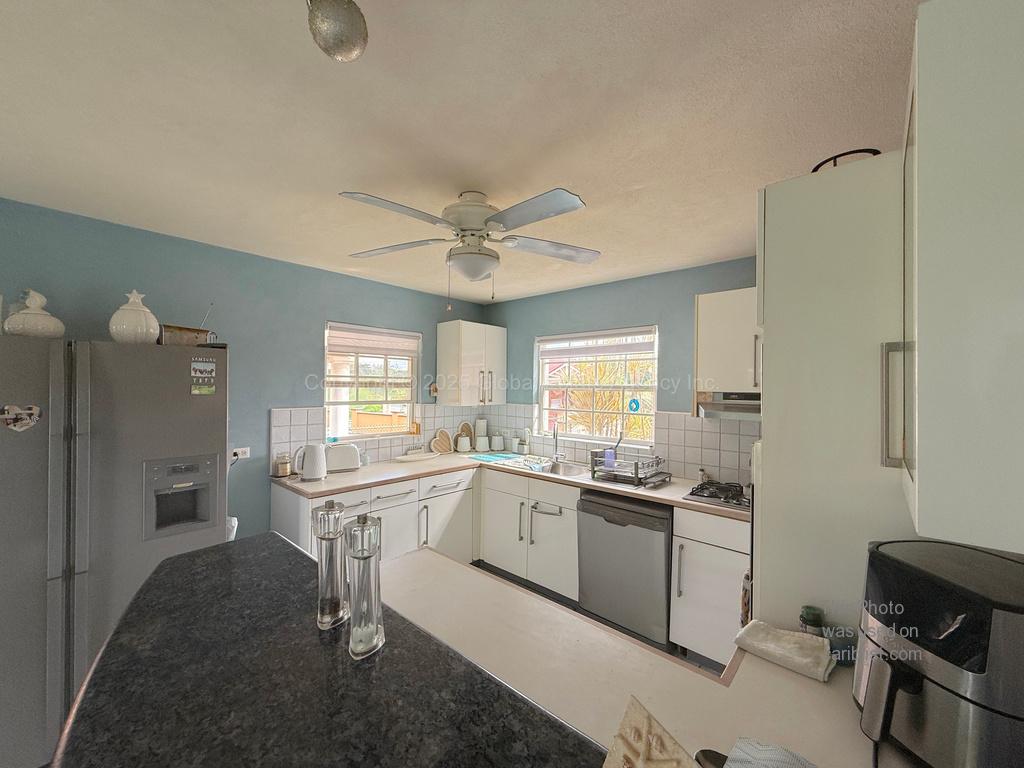 Platinum Heights, Gibbons **Well Maintained 3-Bedroom Single Family Home in Desirable Southern Neighbourhood**,Christ Church