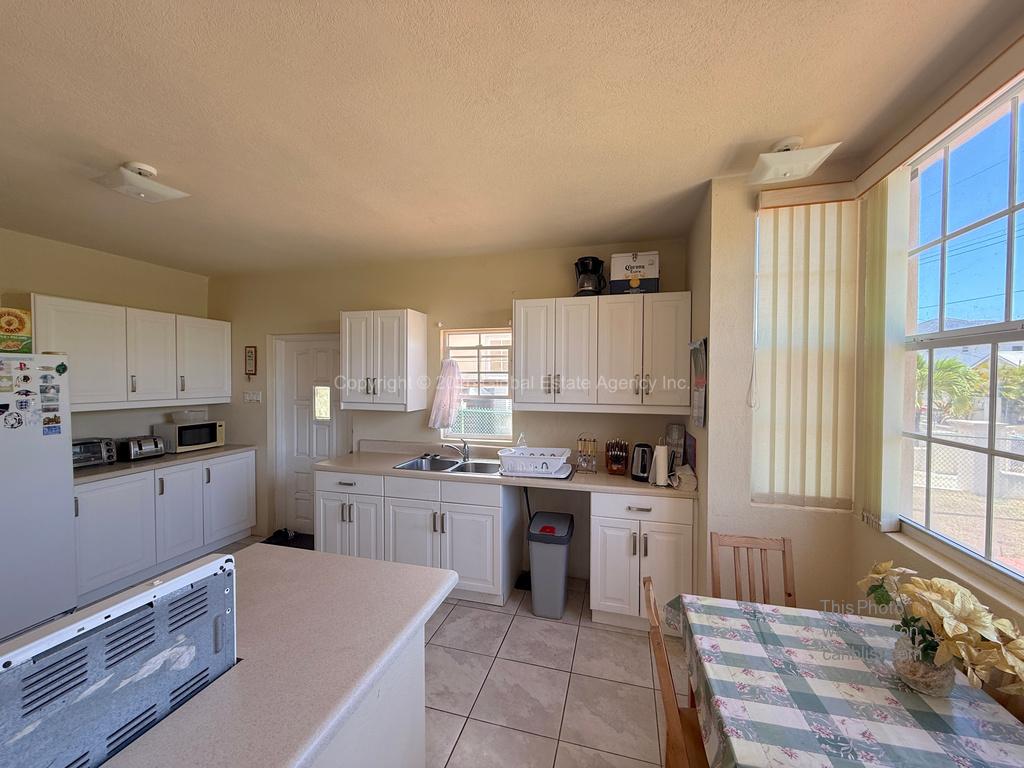 Platinum Heights, Gibbons **UNDER OFFER**Charming 3-Bedroom Two-Storey Home in Established Southern Neighborhood*,Christ Church