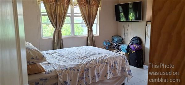 Coverley (Not the Villages) - Spacious home, fully enclosed, quiet neighbourhood,Christ Church