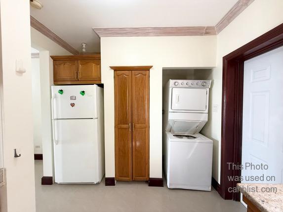 Bright and Spacious 3-Bedroom Townhouse — Rockley Mews (Semi-Furnished with Appliances),Christ Church