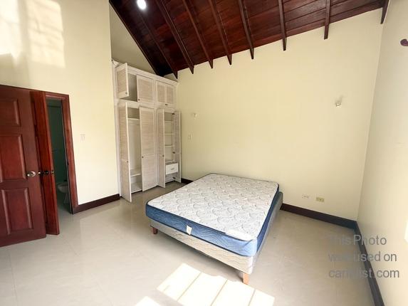 Bright and Spacious 3-Bedroom Townhouse — Rockley Mews (Semi-Furnished with Appliances),Christ Church