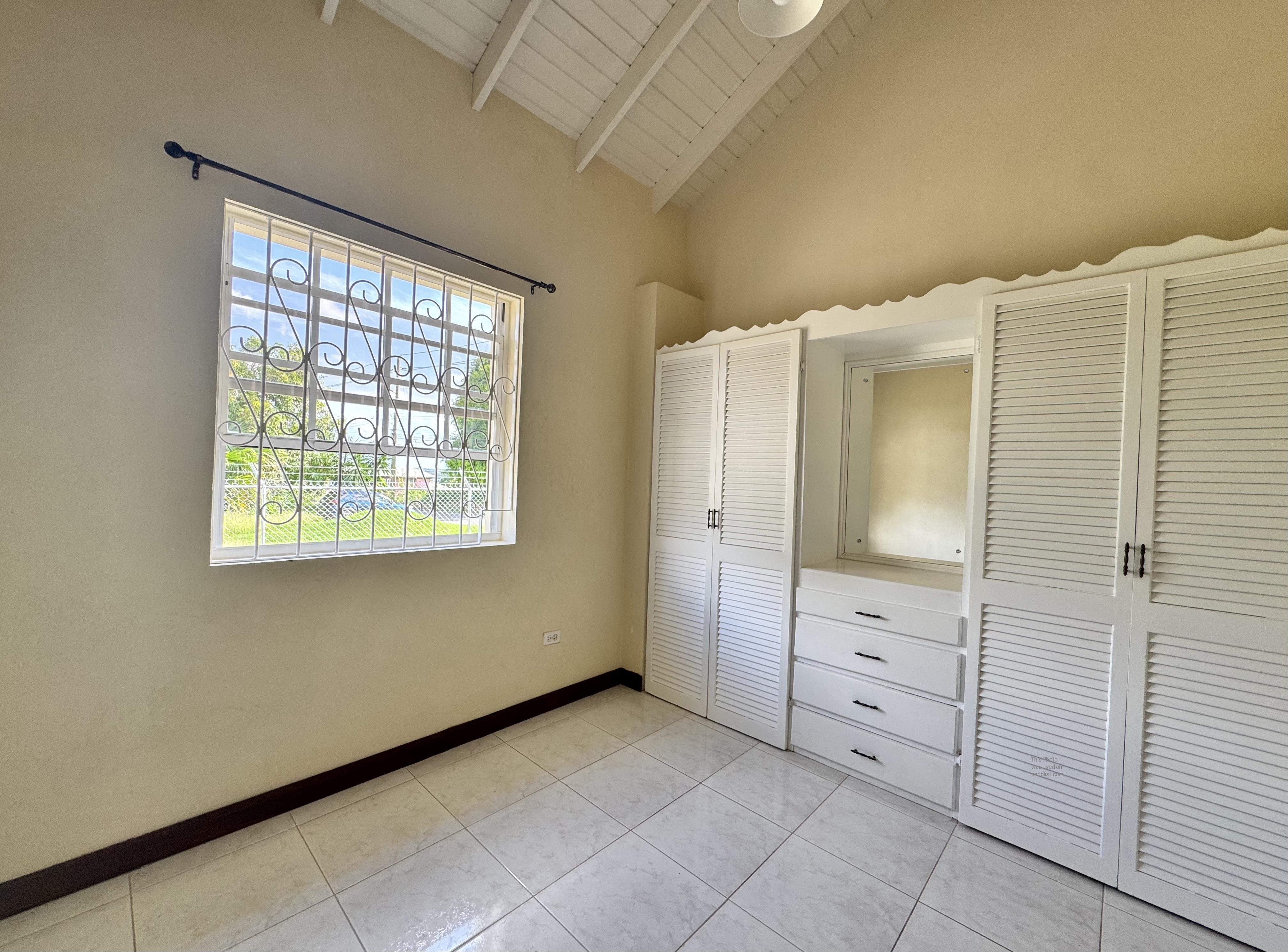 Whitehall - (UNDER OFFER) SPACIOUS/UNFURNISHED/CENTRALLY LOCATED/FULLY ENCLOSED
,St. Michael