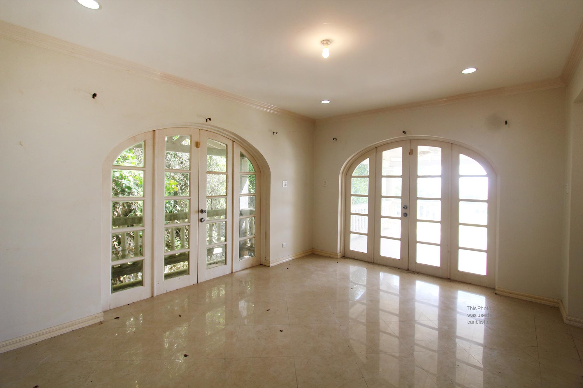 Edgehill 128,St. Thomas