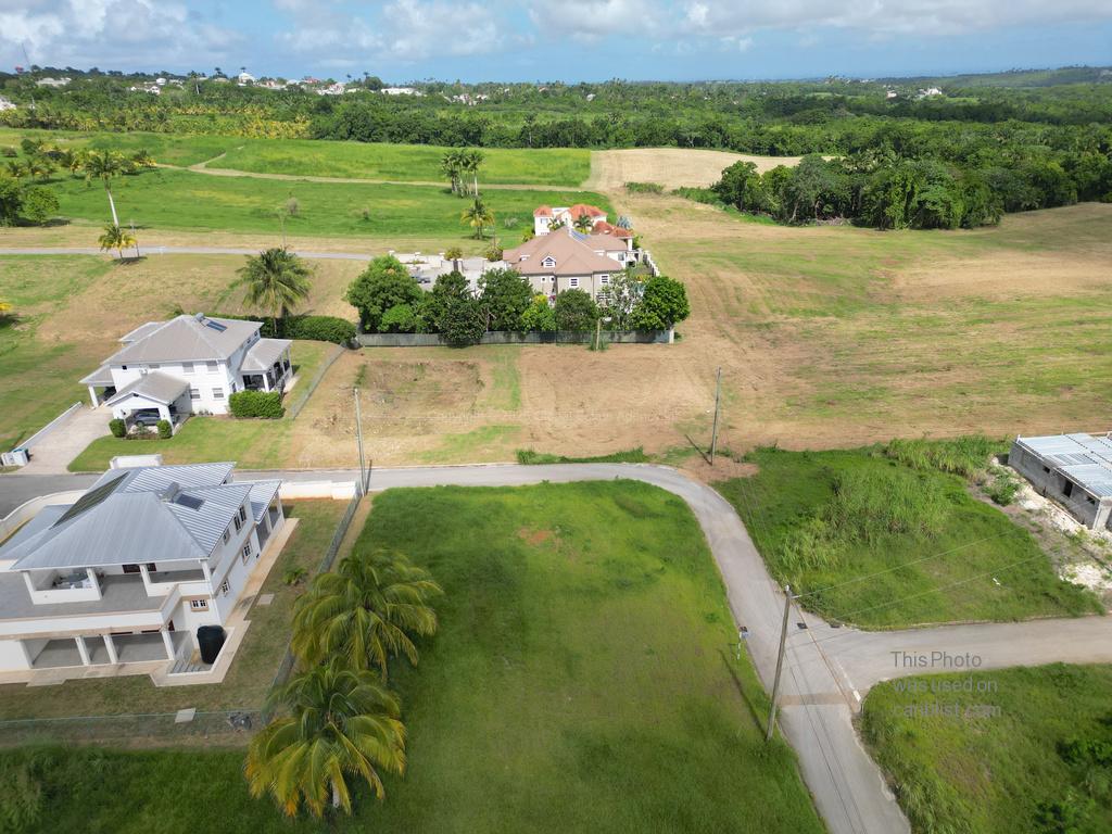 Mount Wilton Heights *Over 10,000 Sq. Ft. in a Central, Highly Desirable Neighbourhood*,St. Thomas