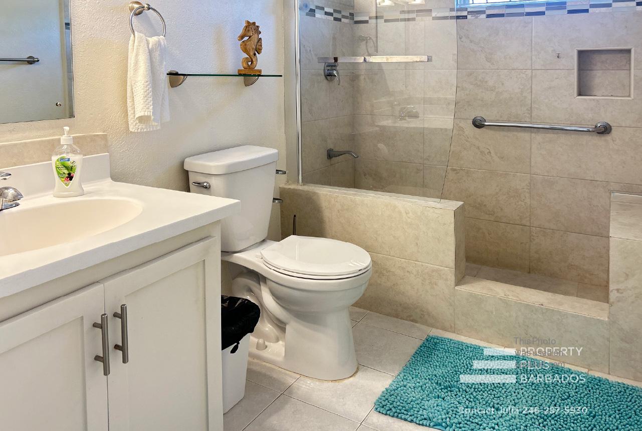 Furnished, 2 bedroom, 1 bathroom apartment. Long term rental. Rendezvous Ridge,Christ Church