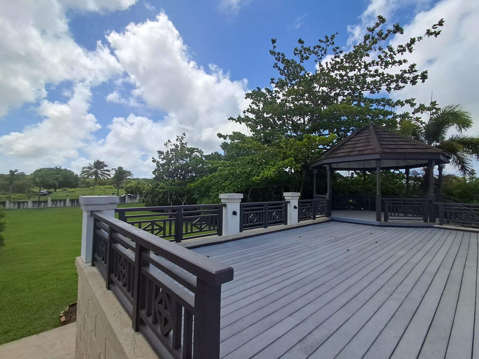Ultra-Modern 4-bedroom, 3--bathroom, 2 Powder Rooms Villa - Christie Village,St. Thomas